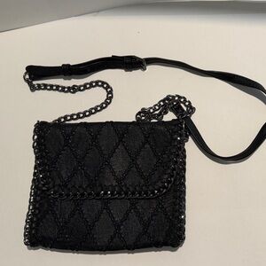 Urban Expressions Black Chain Crossbody Bag